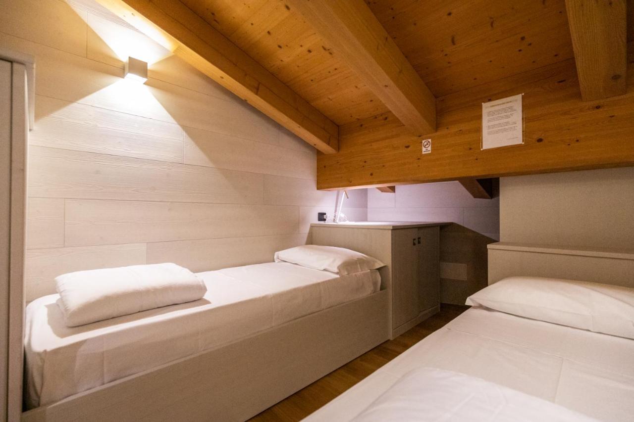 Sùtrio Casa Vacanze Ranuncolo 6 מראה חיצוני תמונה