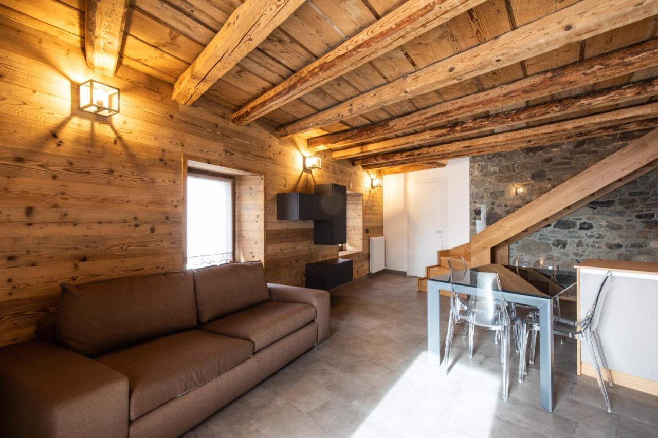 Sùtrio Casa Vacanze Ranuncolo 6 מראה חיצוני תמונה